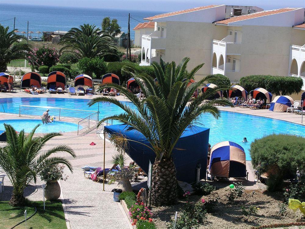 Argile Resort Mantzavináta Esterno foto